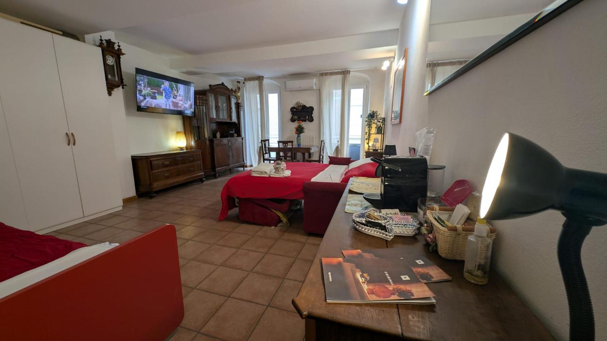 Timeless Home Deluxe Smart Cinema Suite With Netflix & Disney Parma Exterior foto